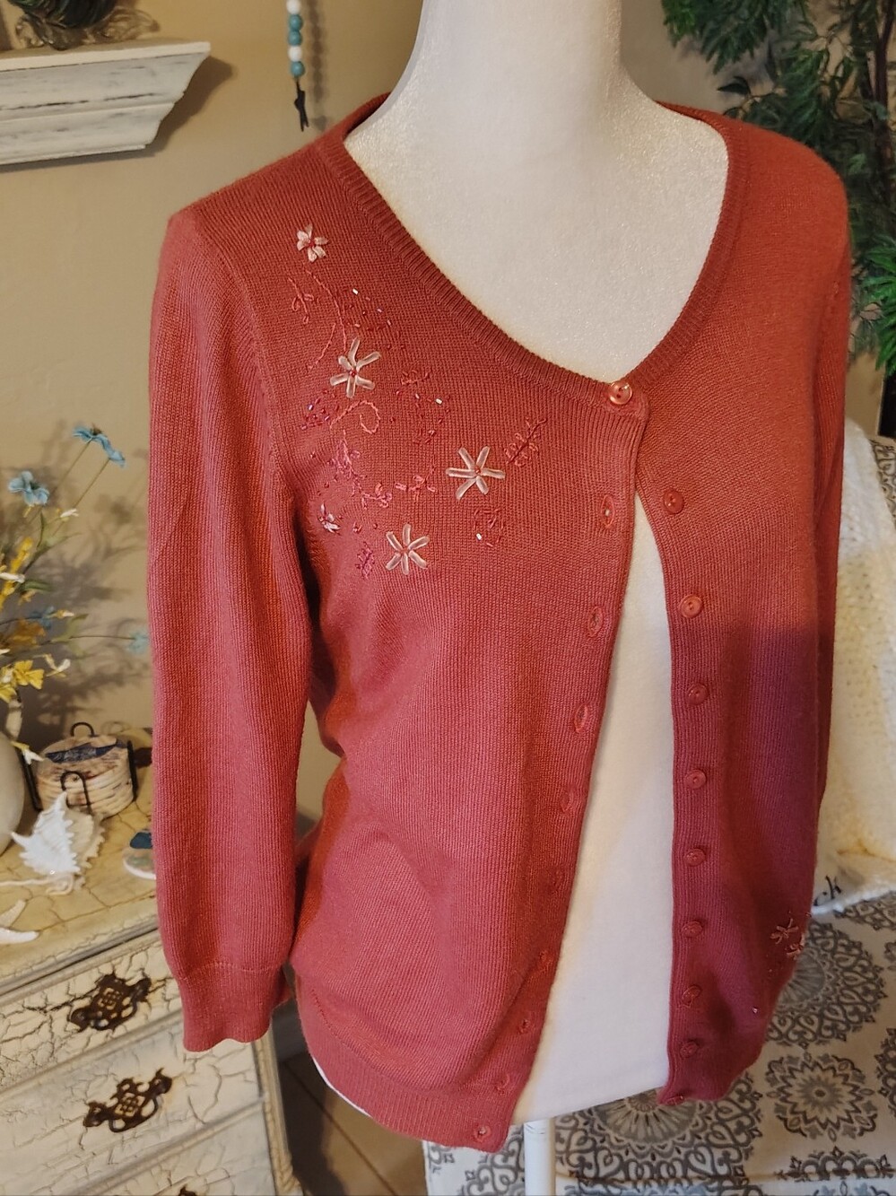 Source Unknown Rust Floral Embroidered V-Neck Cardigan